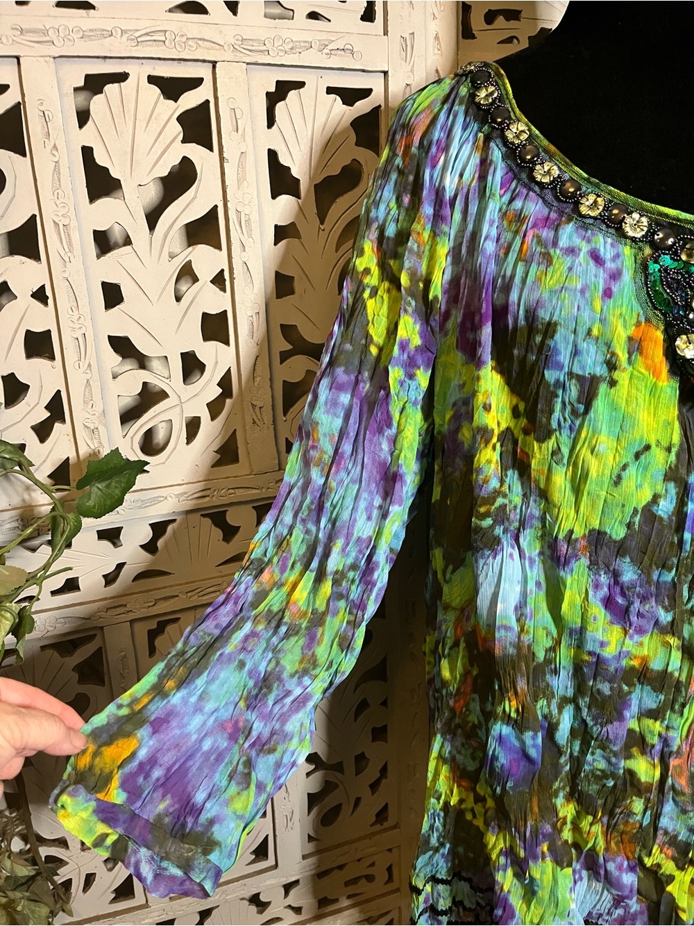 MUSHKA by SIENNA ROSE SHEER PURPLE & MULTICOLOR ABSTRACT TIE-DYE PLUS SIZE TOP - Picture 5 of 12